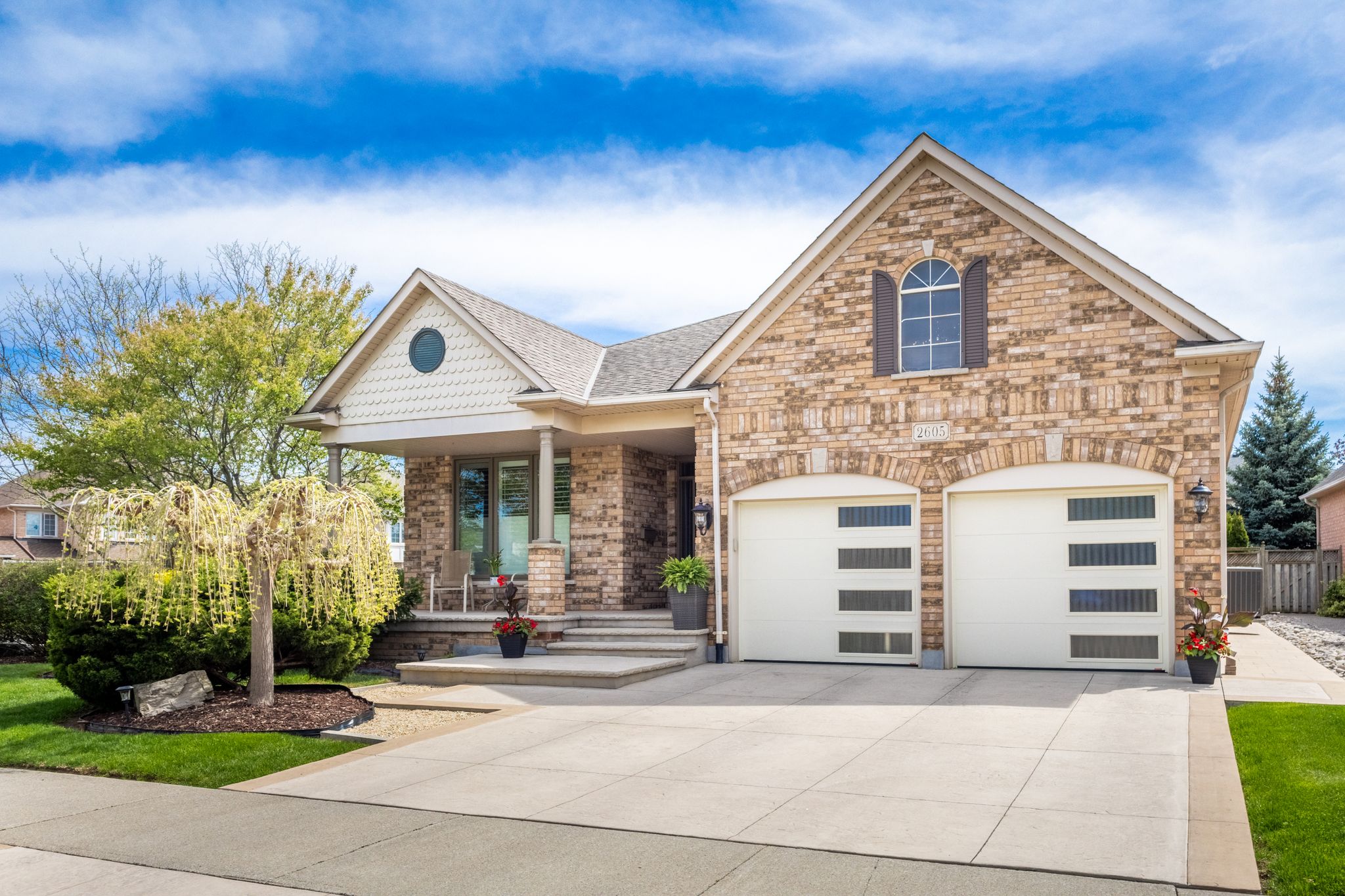 4 View the Property For Sale Interior and Exterior Photos